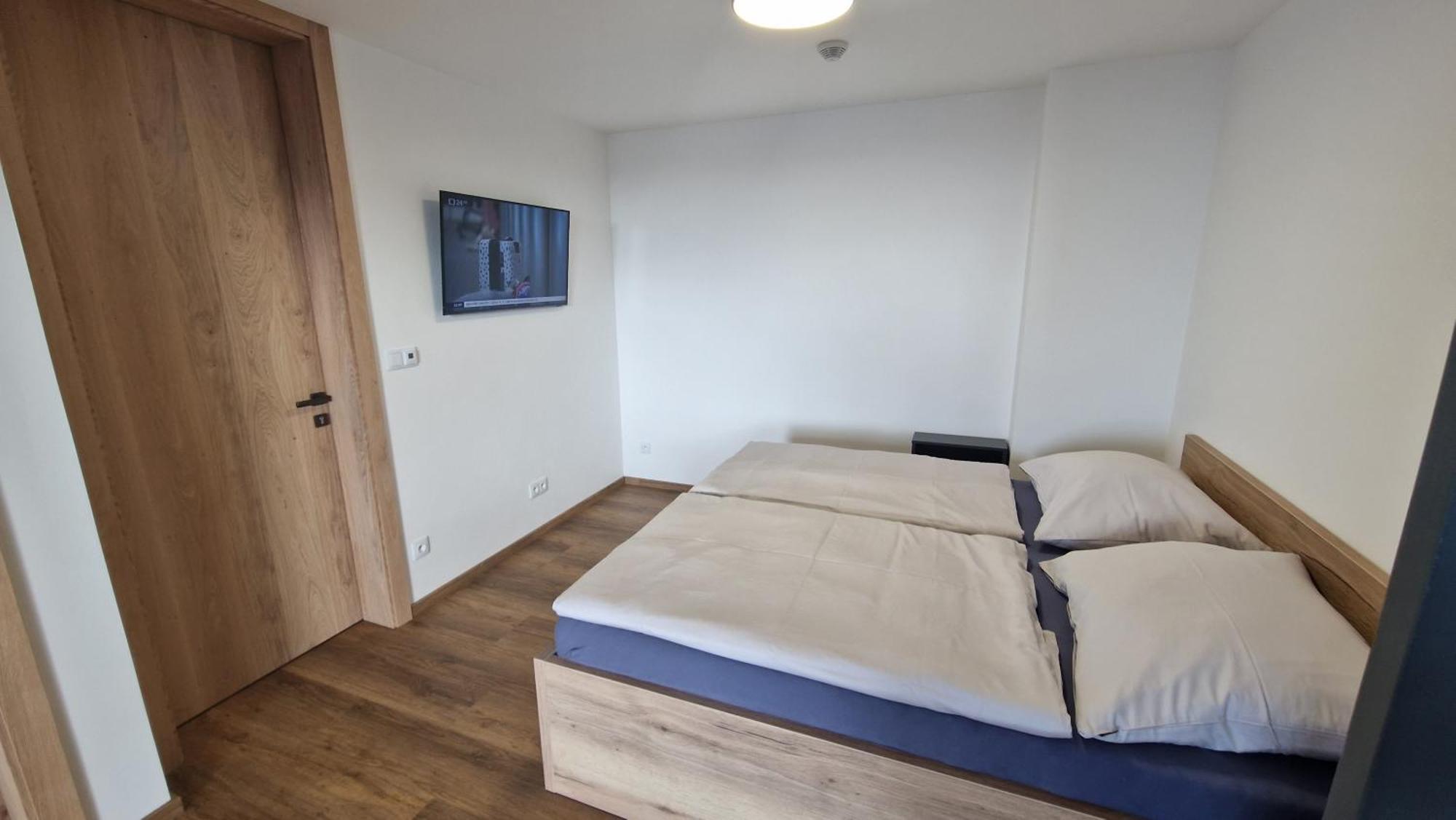 Vaclavov u Bruntalu Luxusni Apartmany Certak מראה חיצוני תמונה